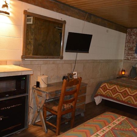 Lariat Motel Hardin Esterno foto