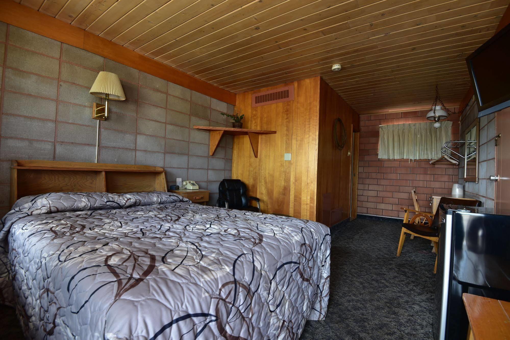 Lariat Motel Hardin Esterno foto
